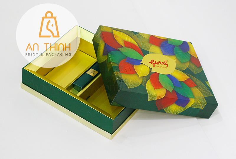 In logo hình ảnh lên hộp đựng quà Tết